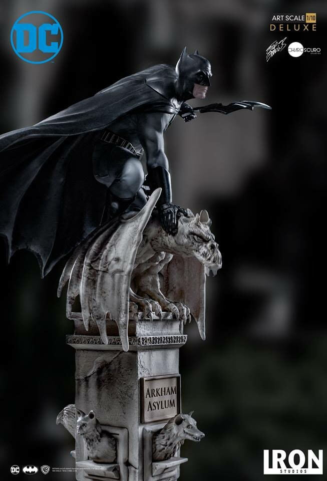 Batman (by Eddy Barrows) -  Art Scale 1/10 Deluxe - Iron Studios