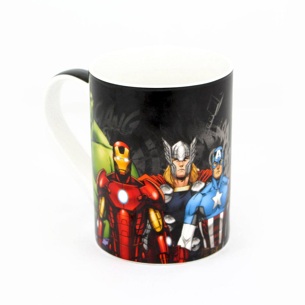 Caneca Avengers - Preto