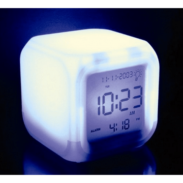 Relógio Cubo com LED 7 Cores