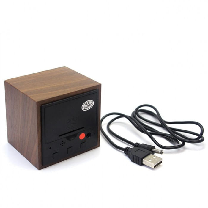 Relógio de Madeira Quadrado - Caramelo