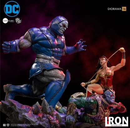 Wonder Woman VS Darkseid 1/6 - DC Comics By Ivan Reis - Iron Studios
